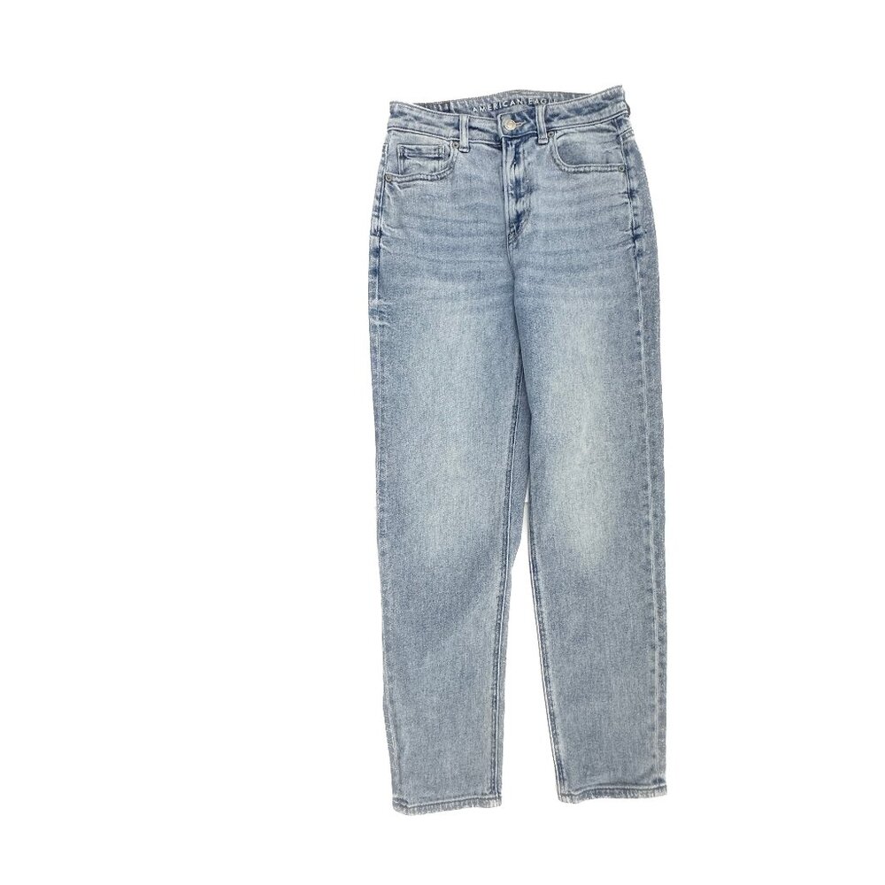 American Eagle Mom Straight Jean Women's size 0 Medium Wash Blue Denim Jeans